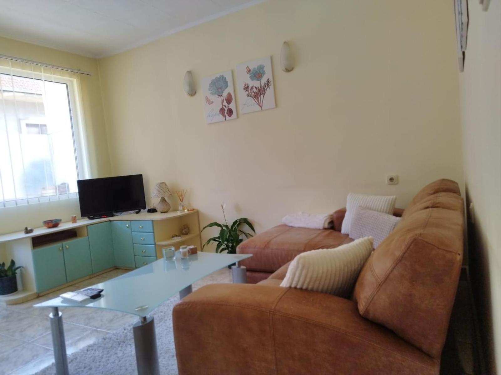 Apartment Maddie Teteven Εξωτερικό φωτογραφία